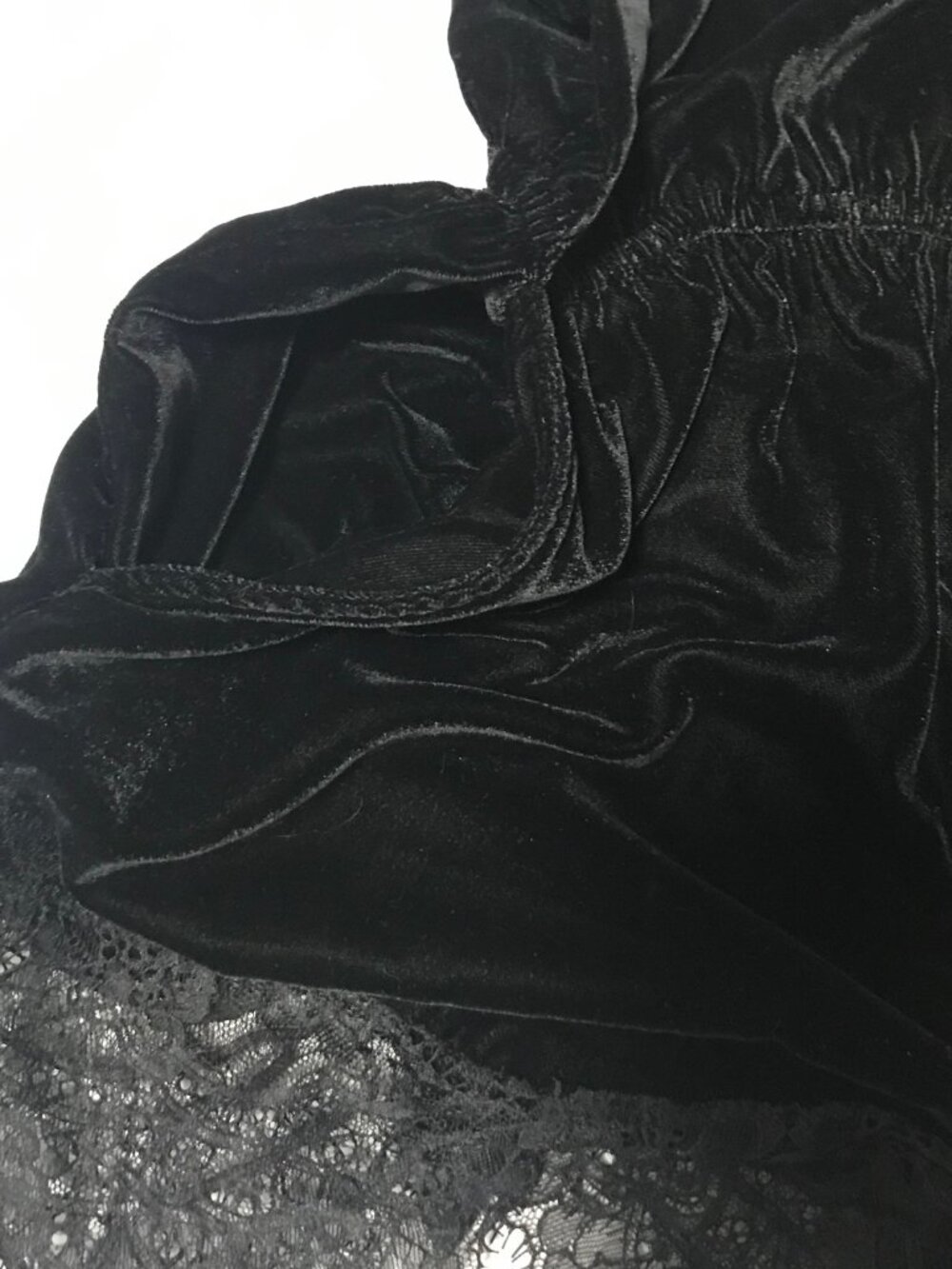 Gothic Victorian Black Velvet & Lace Romper SMALL - Picture 5 of 5